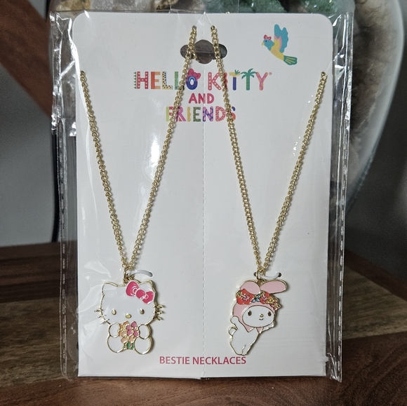 Hello Kitty and My Melody Bestie Necklace 2-Pack - Picture 3 of 7